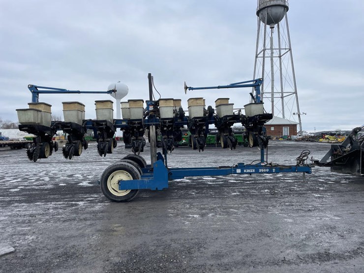 1999-kinze-2500-image-5