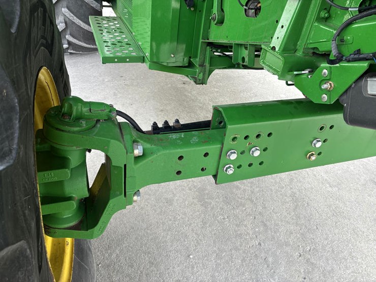 2013-john-deere-s690-image-41