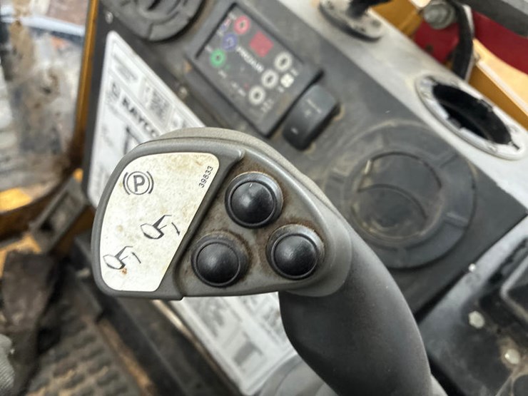 #122872-•-2021-rayco-c120ra-forestry-mulcher-#fm120-6c0020-image-24