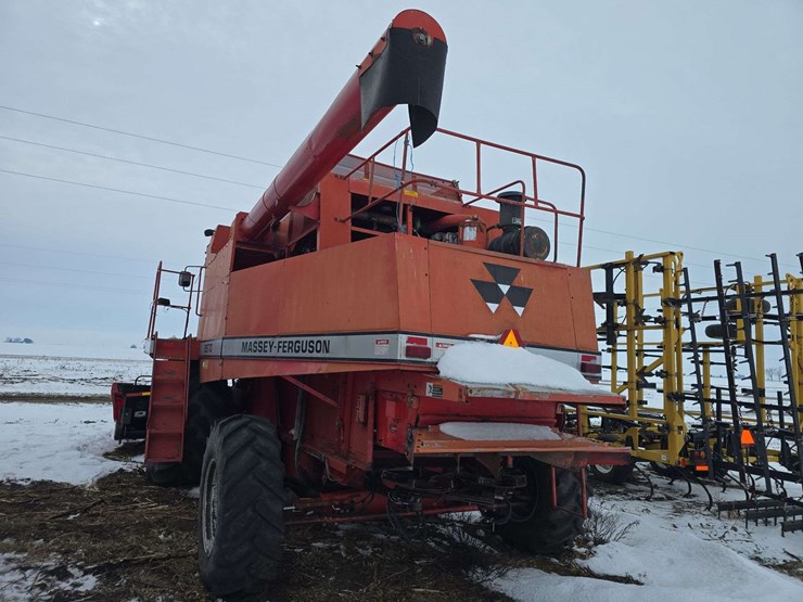 1990-massey-ferguson-8570-image-6