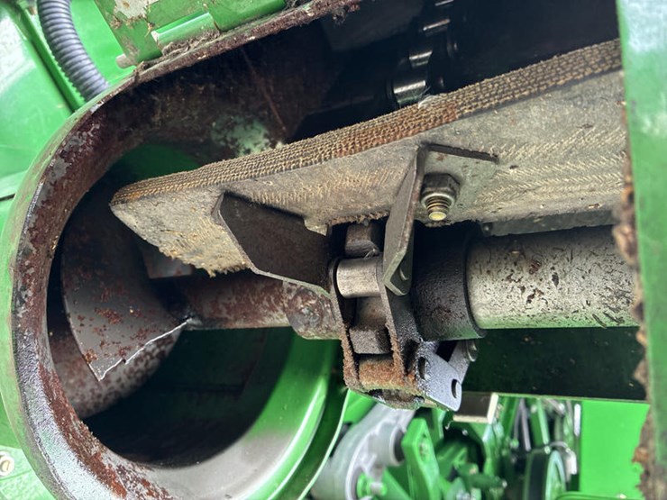 2013-john-deere-s690-image-76