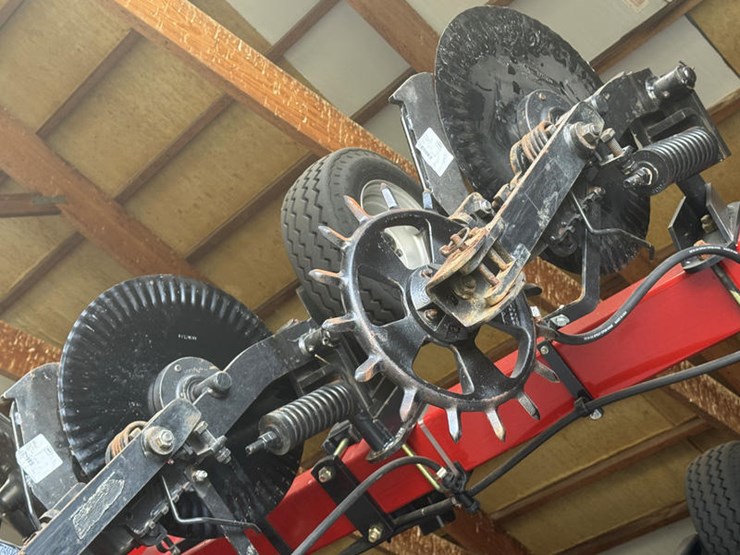 case-ih-2800-image-19