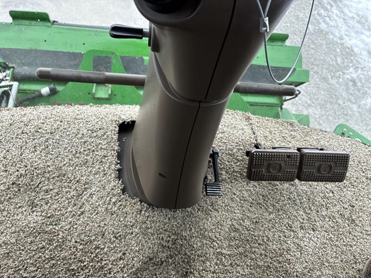 2018-john-deere-s780-image-98