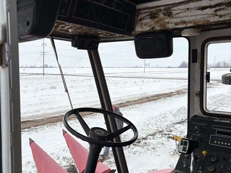 1990-massey-ferguson-8570-image-20