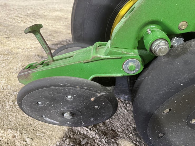 2008-john-deere-1770-image-8