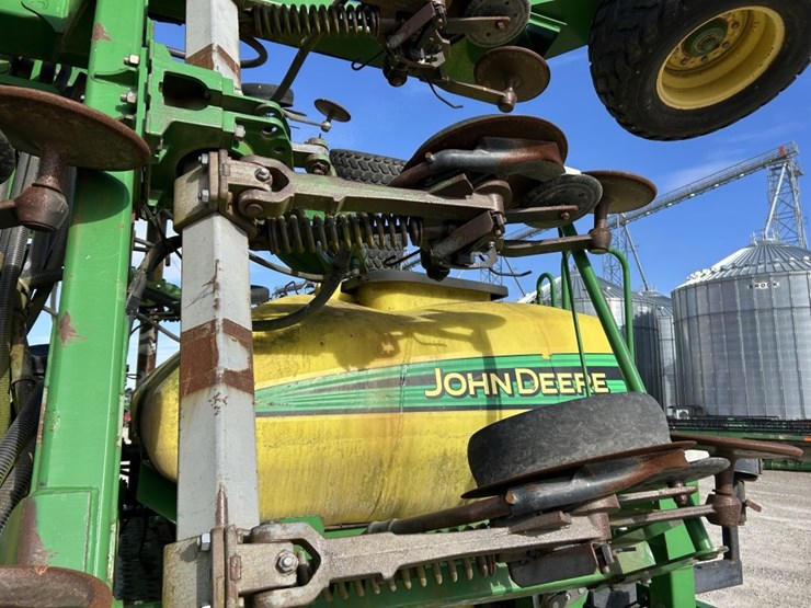 2006-john-deere-1990-image-15