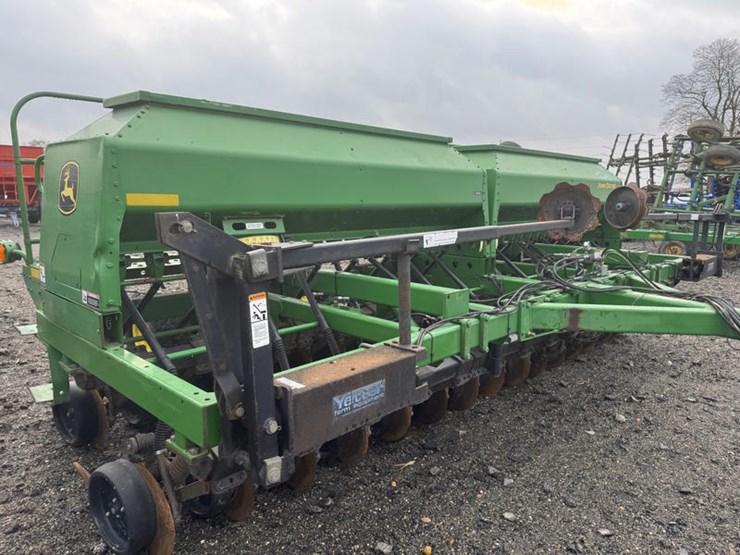 john-deere-1590-image-5