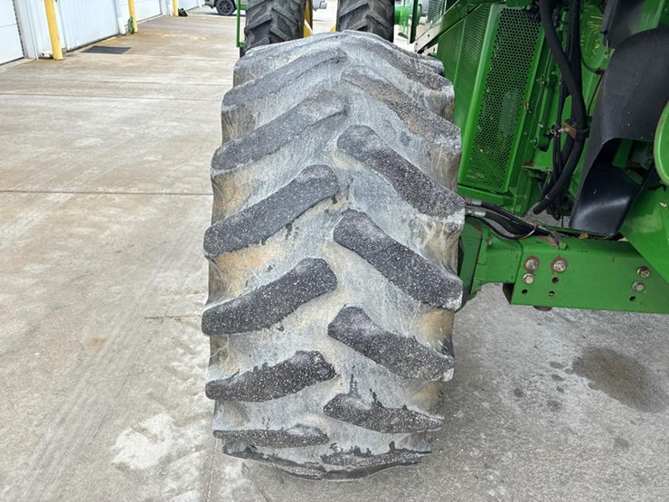 2004-john-deere-9660-sts-image-41