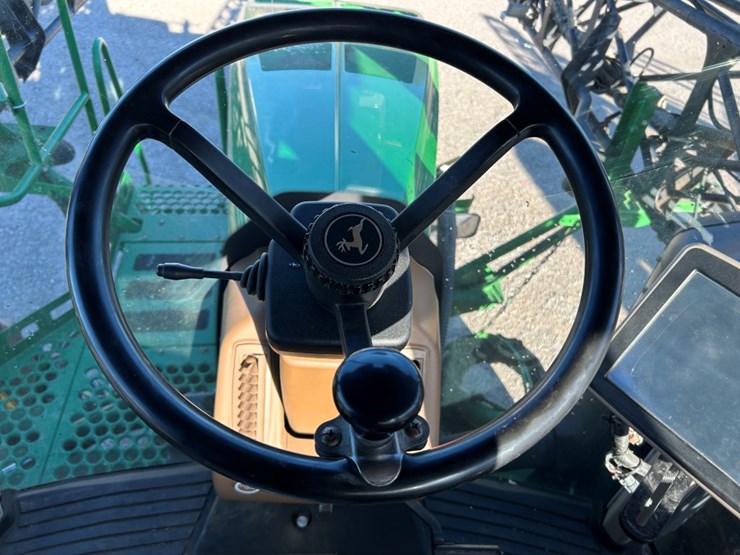 2013-john-deere-4940-image-35