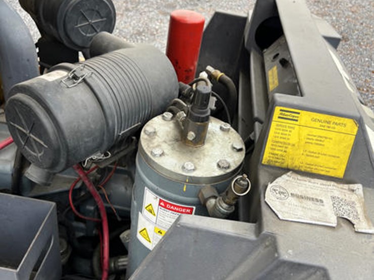 2015-atlas-copco-xas185cd7-image-11