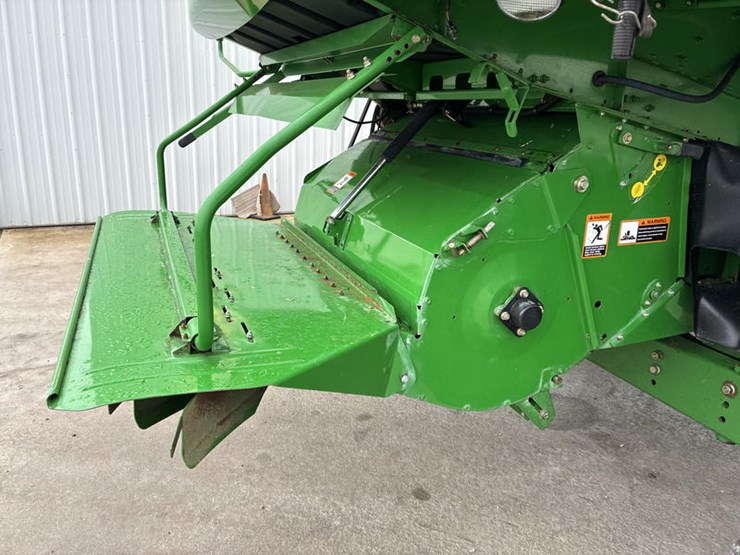 2004-john-deere-9660-sts-image-74