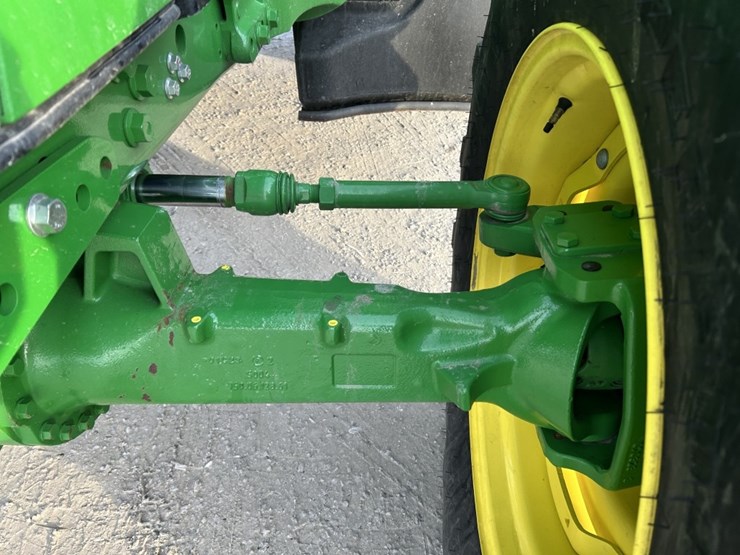 2023-john-deere-6155m-image-39