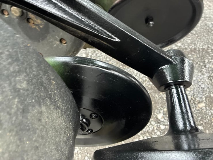 2003-john-deere-1590-image-40