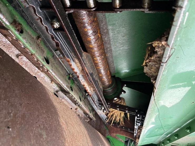 2013-john-deere-s690-image-30