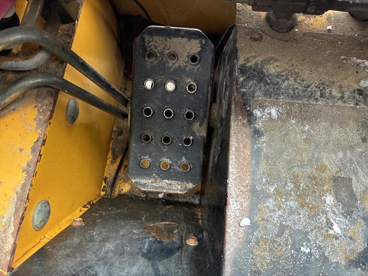 #122574-•-2006-jd-ct322-#t0322ta126871-image-52