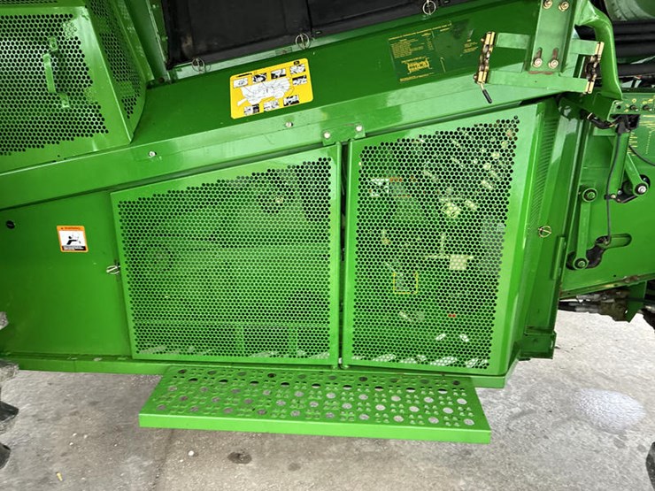 2004-john-deere-9660-sts-image-55