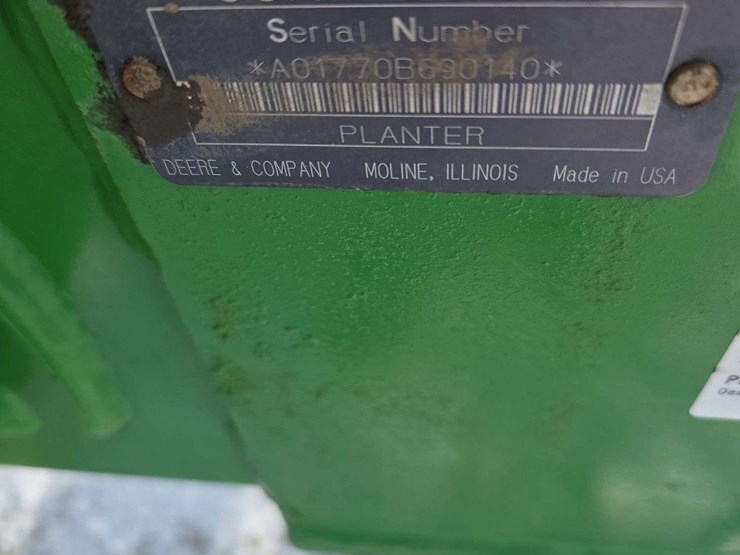 john-deere-1770-image-17