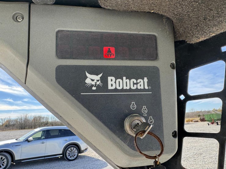 bobcat-873-image-21