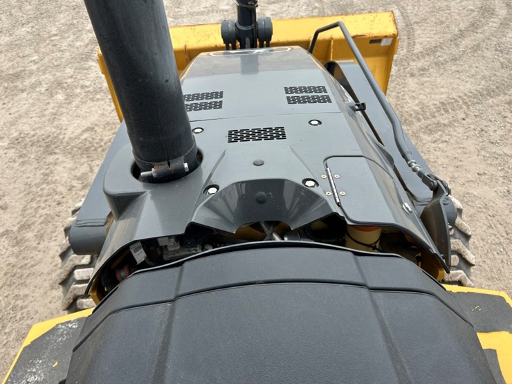 2021-deere-310sl-hl-image-45