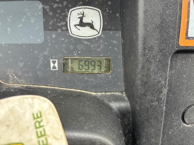 john-deere-gator-image-44