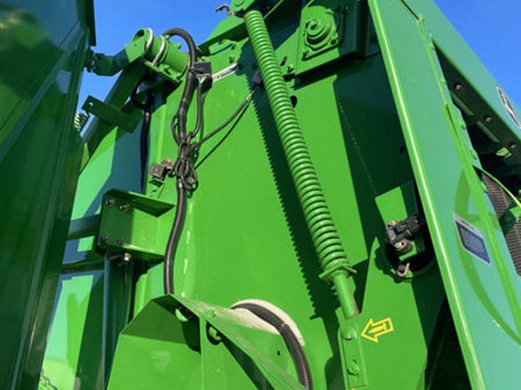 2004-john-deere-467-image-19