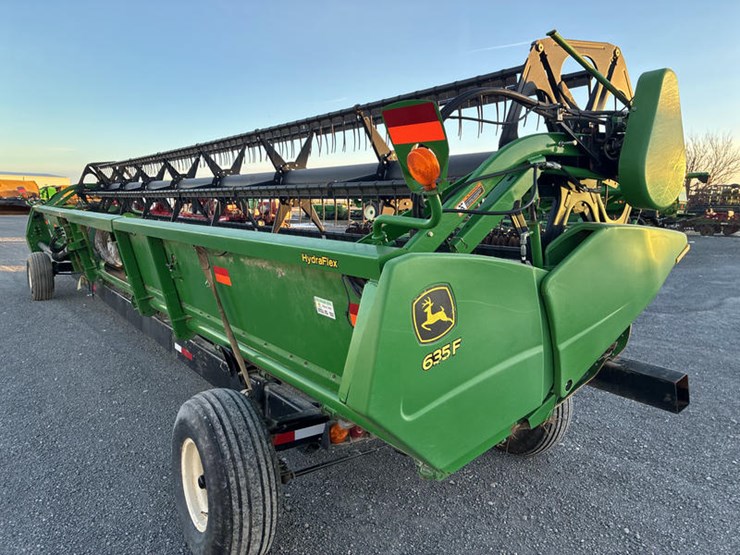 2011-john-deere-635f-image-9