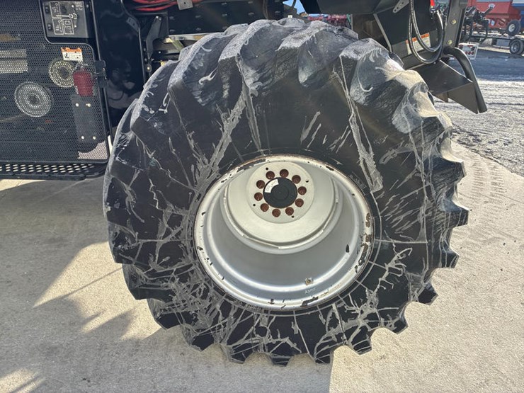 2010-case-ih-7120-image-43