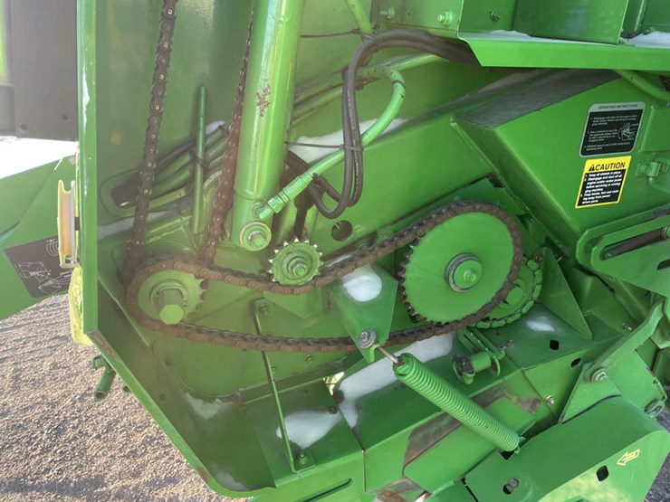 2004-john-deere-467-image-10