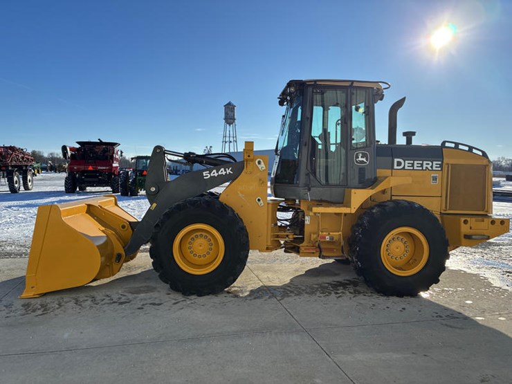 #122570-•-2011-jd-544k-#1dw544kzpb0635211-image-9