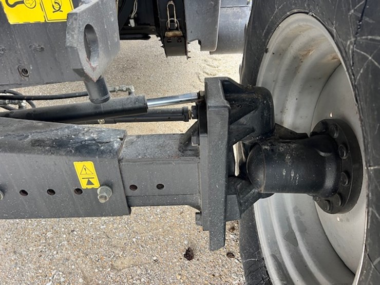 2007-case-ih-7010-image-32