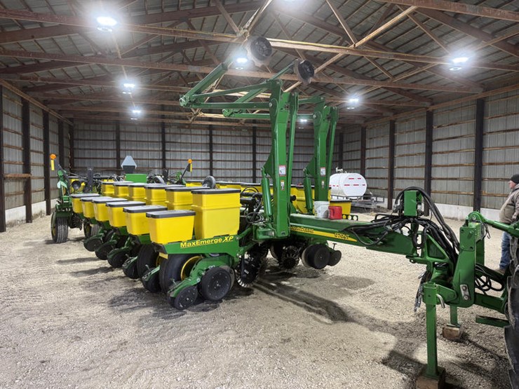 2008-john-deere-1770-image-1