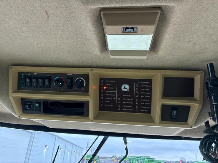 2004-john-deere-9660-sts-image-111