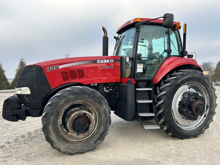 2009-case-ih-magnum-335-image-1