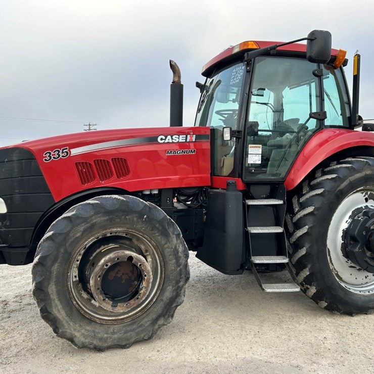 2009 CASE IH MAGNUM 335