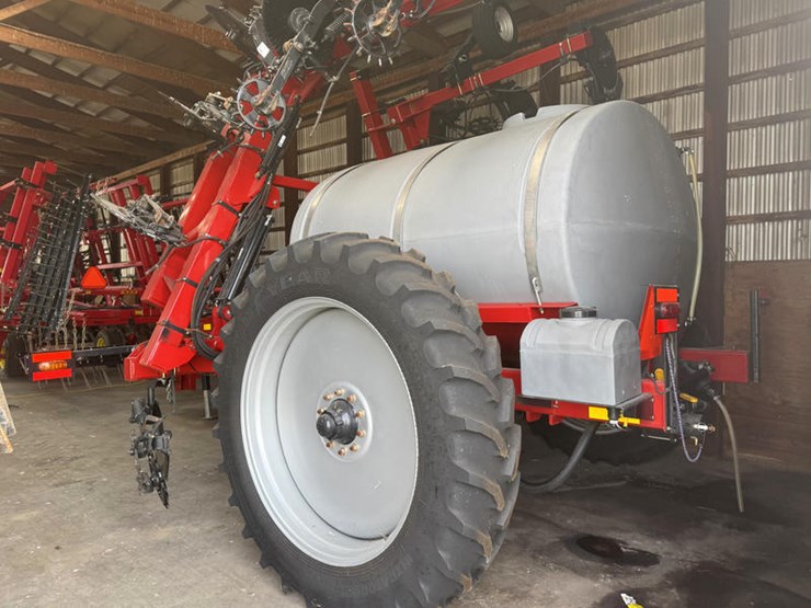 case-ih-2800-image-13