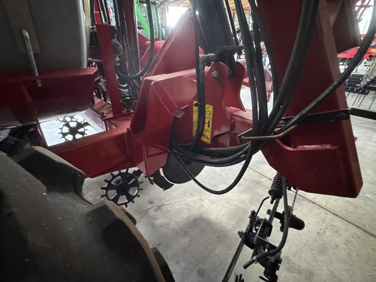 case-ih-2800-image-29