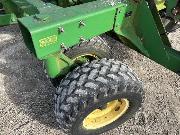 2006-john-deere-1990-image-10