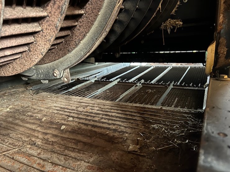 2007-case-ih-7010-image-48