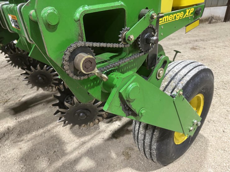2008-john-deere-1770-image-34