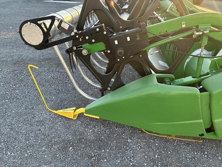 2009-john-deere-635f-image-22