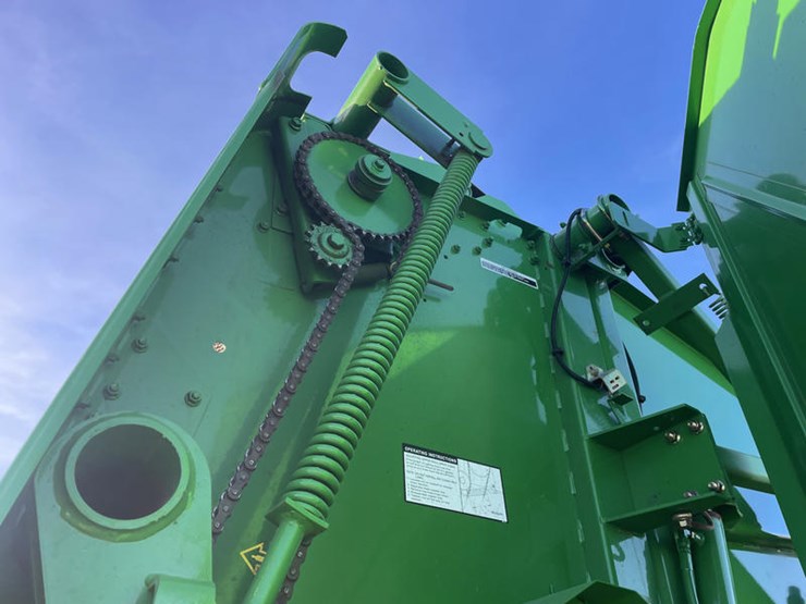 2004-john-deere-467-image-9