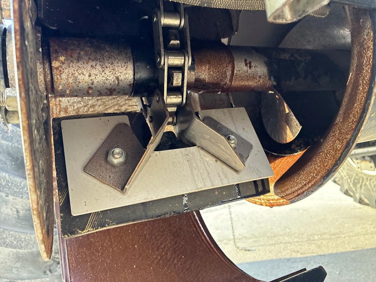 2010-case-ih-7120-image-73