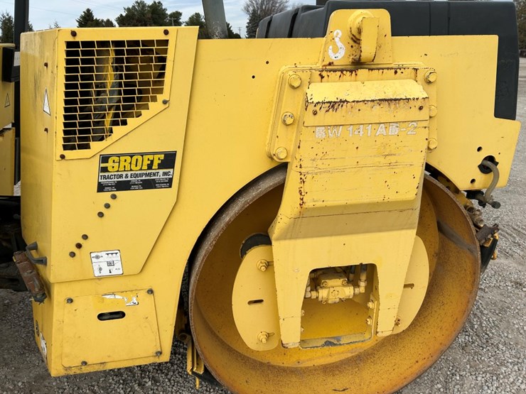 2001-bomag-bw141ad-2-image-16