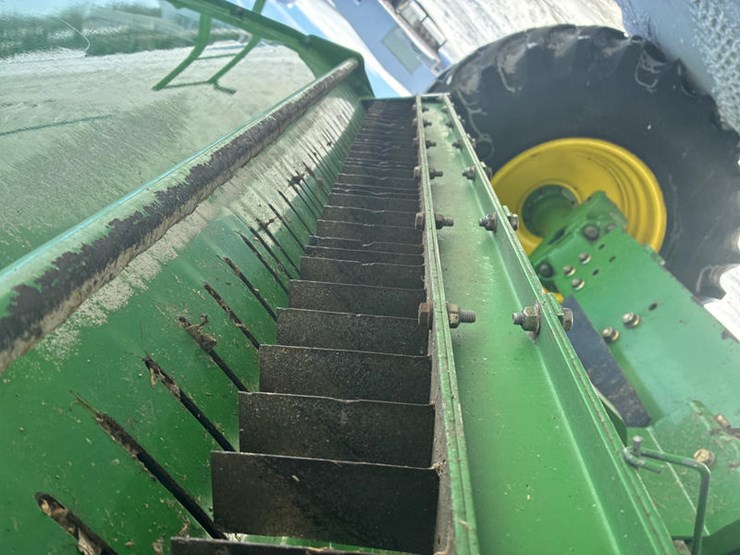 2006-john-deere-9660-sts-image-59