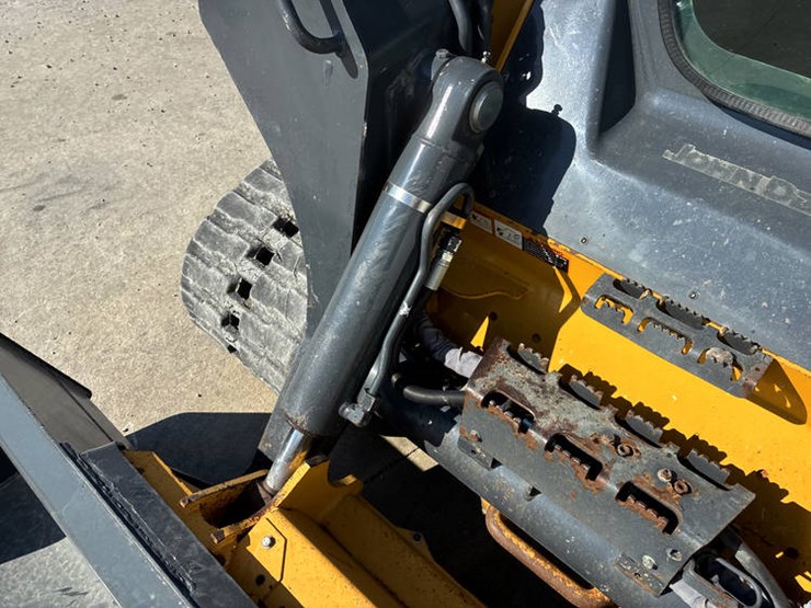 #121739-•-2022-jd-333g-#1t0333gkknf425847-image-16