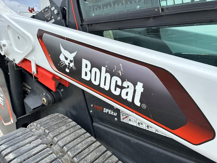 2022-bobcat-t76-image-23