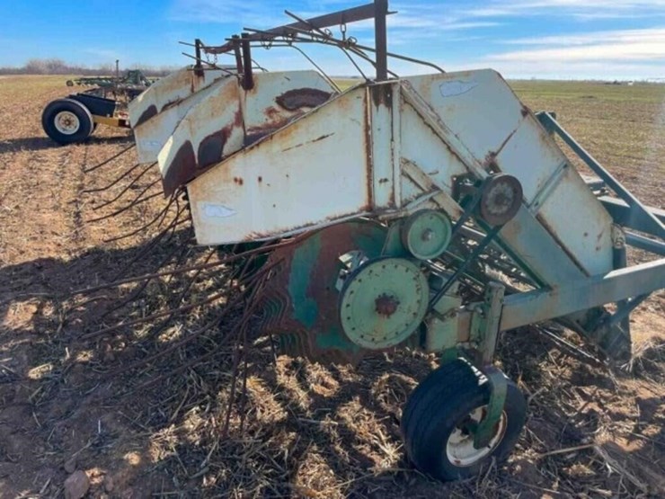 kmc-peanut-digger-image-6