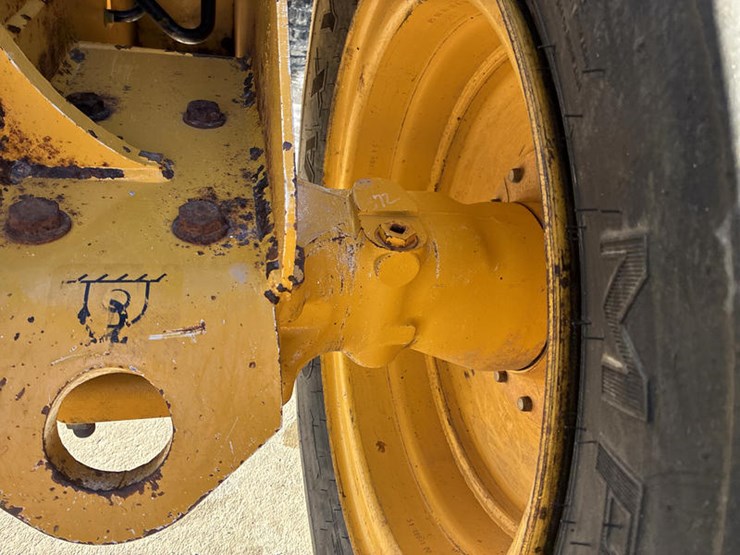 #122570-•-2011-jd-544k-#1dw544kzpb0635211-image-56