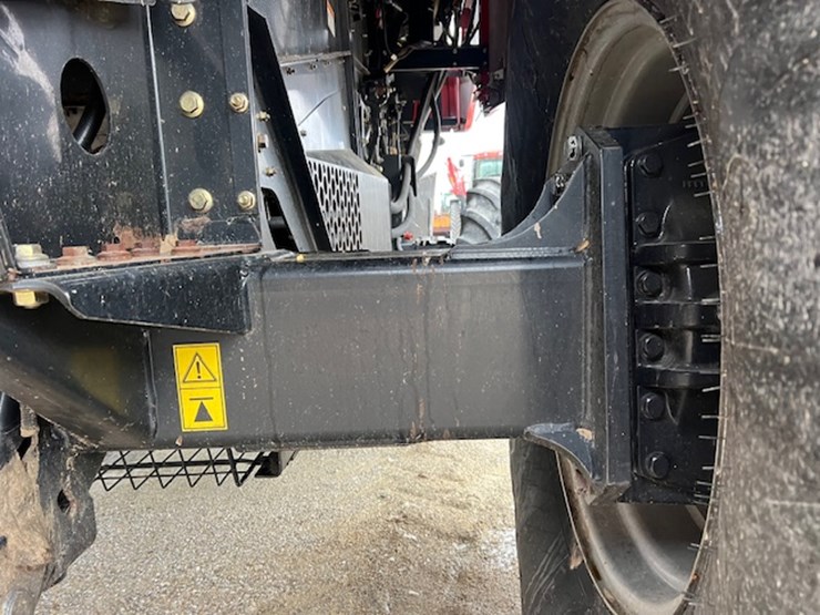 2010-case-ih-6088-image-53