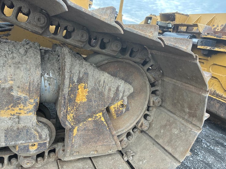 2016-caterpillar-d6n-lgp-image-18